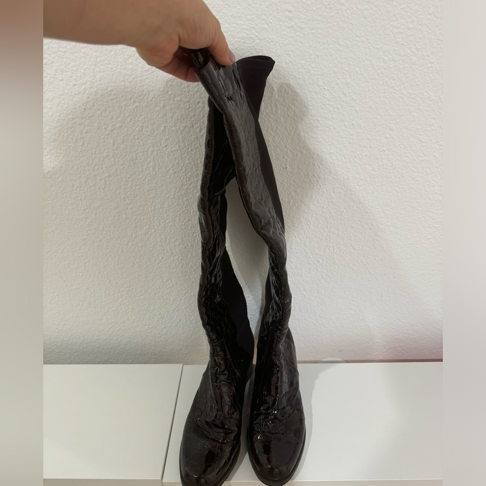 Stuart Weitzman
Patent Leather Animal Print Boots
